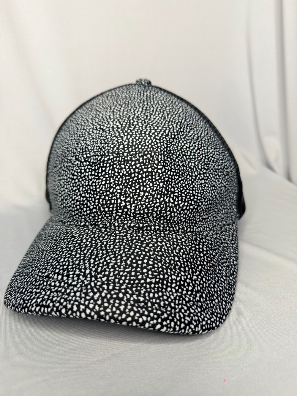 Lululemon Trucker Hat Womens Adjustable Snap Back 5 Panel Athletic Fitnnes